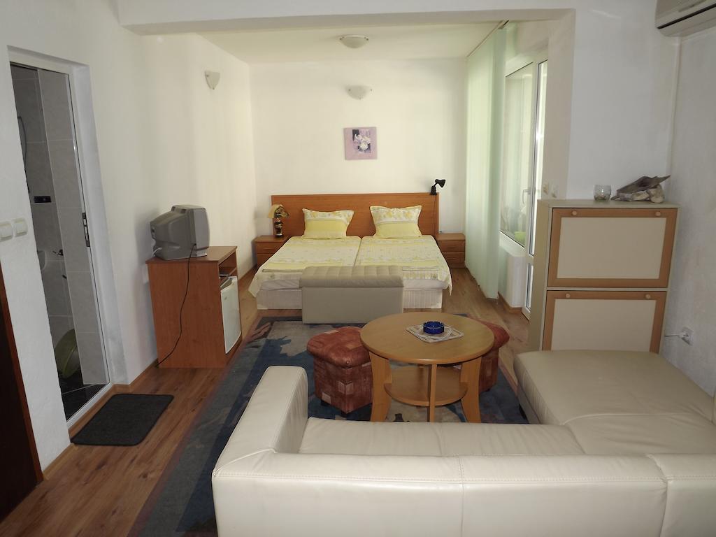 Guest House Stenli Primorsko Kamer foto